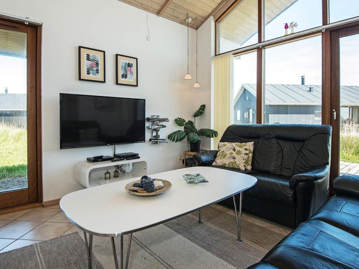8 Person Holiday Home In Ulfborg מראה חיצוני תמונה